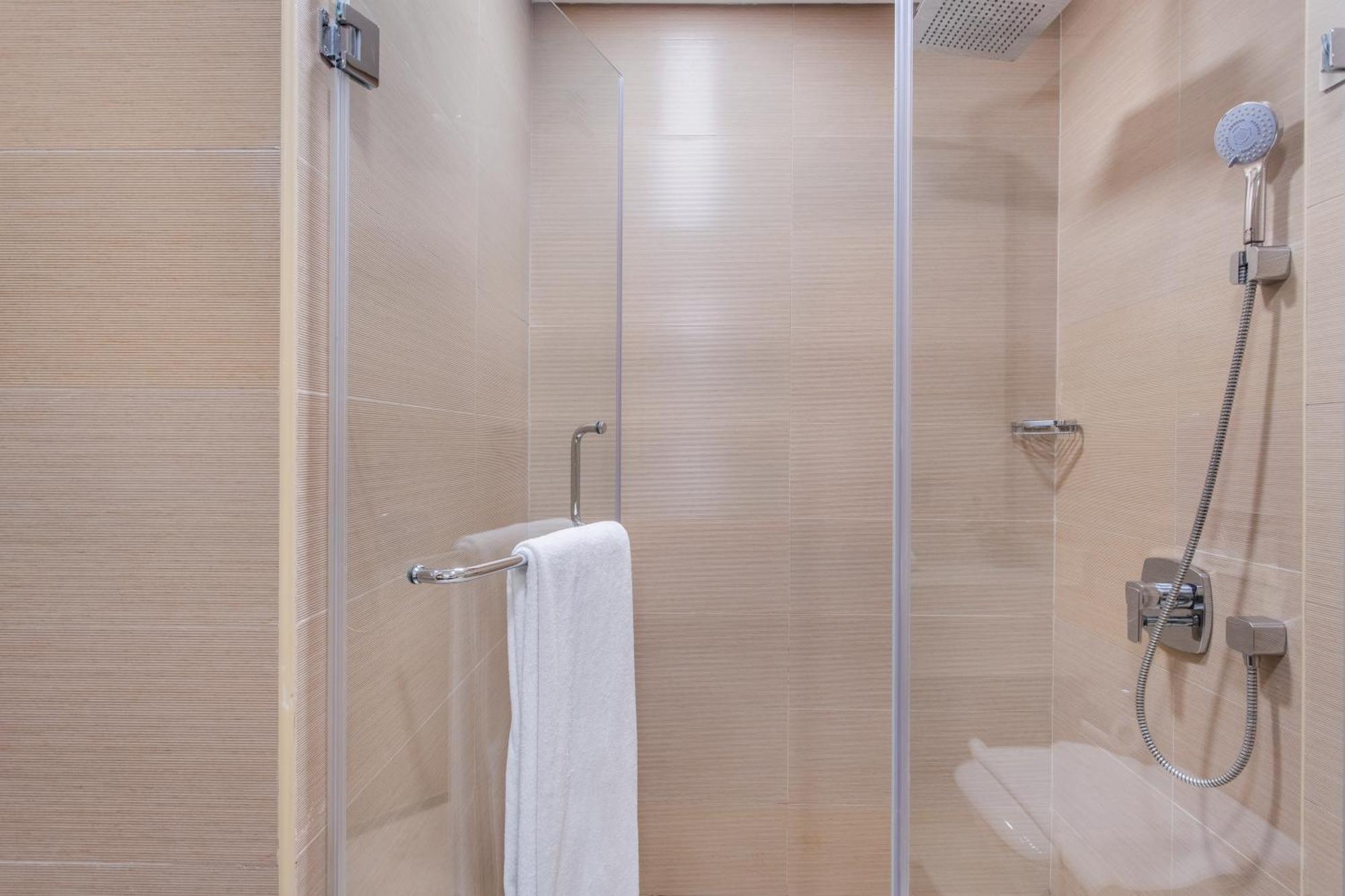 두바이 Icon Casa Living - Sparkle Tower 1 아파트 외부 사진